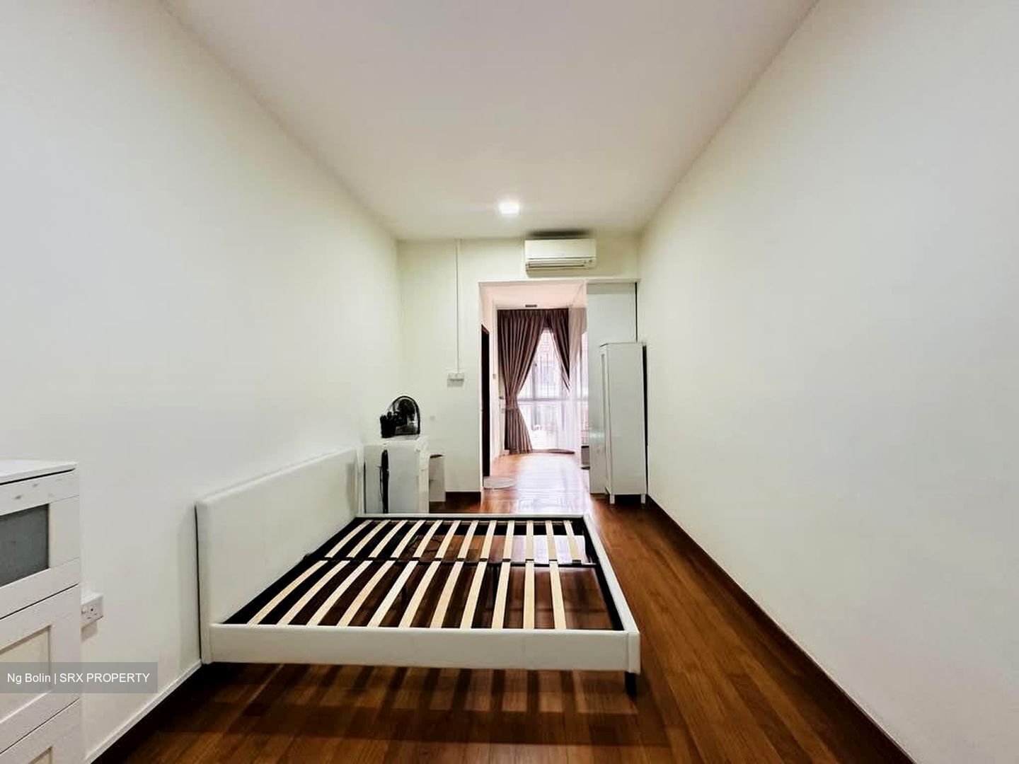 Sennett Estate (D13), Terrace #547290331